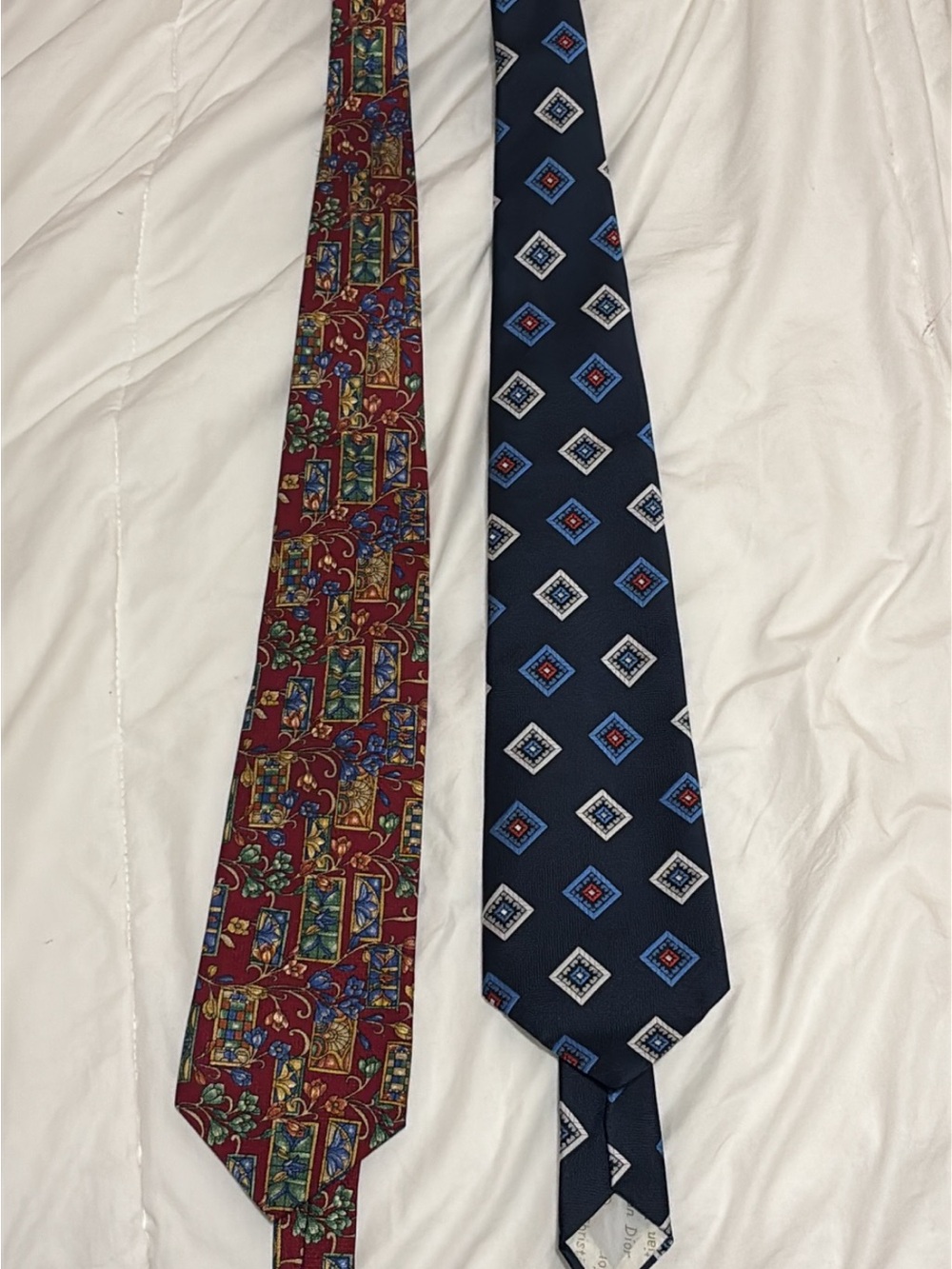 2 tie Dior Burgundy and Navy Patterned Silk Ties Set